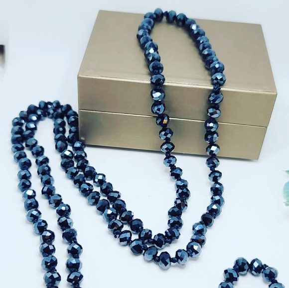 Navy Blue Czech glass long necklace - Picture 4 of 5